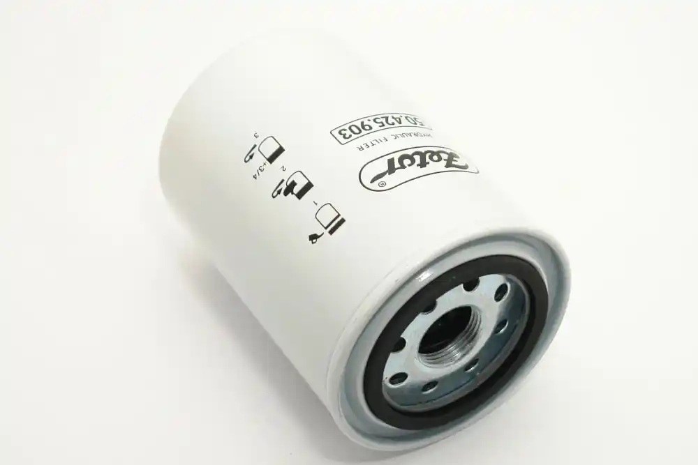 Akční Nabídka 50425903 Filtr oleje hydrauliky M92