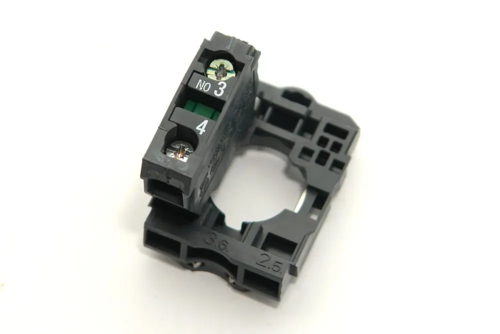 16352902 Spínací jednotka Omezená Nabídka