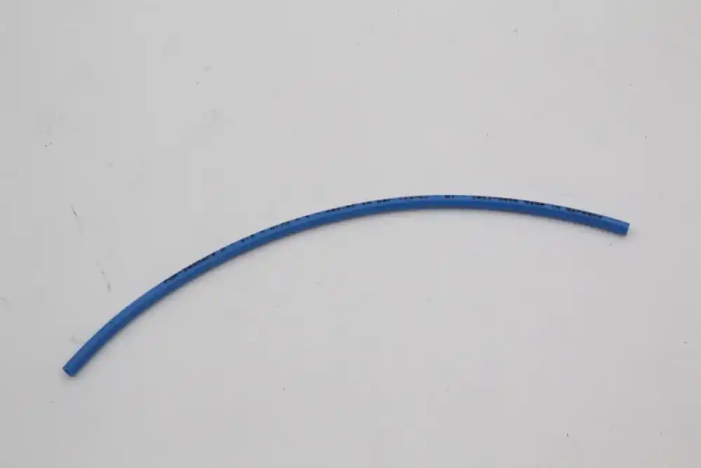 SK0008609-CZ20260306-083332-0-1772757212-size5-17596325388556-175 Akce Trubička mazání modrá L-190mm