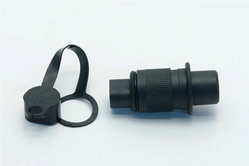 Zástrčka 3.pólová EURO 474.112 Must-Have