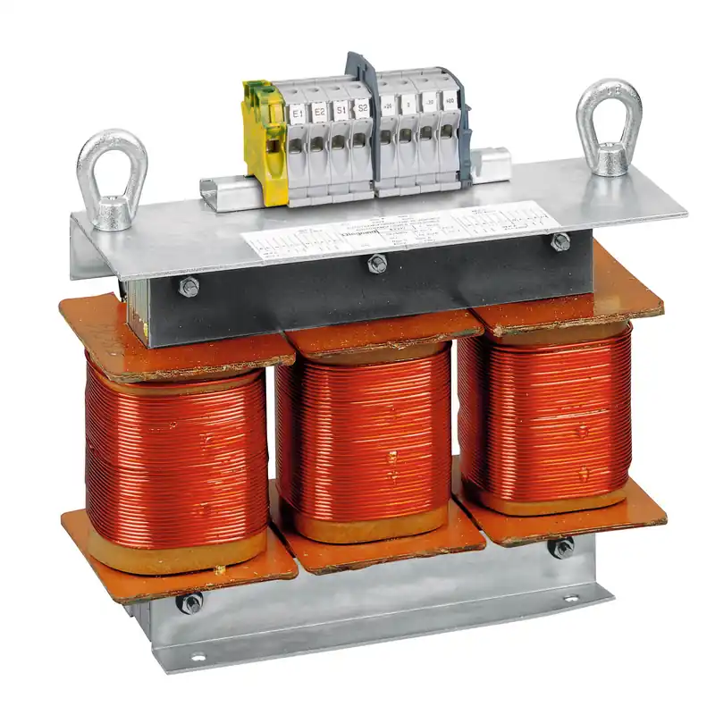 042212 AUTOTRAFO 3F 4000VA 230/400V Hromadná Objednávka