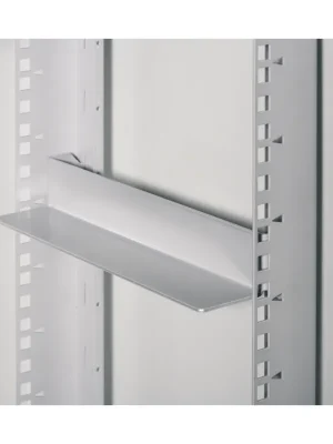 SK0148514-CZ20260306-083626-0-1772757395-pim-1227747_1 Aktuální SCHNEIDER "NSYGF200OPB Boční držák pro 19" příslu