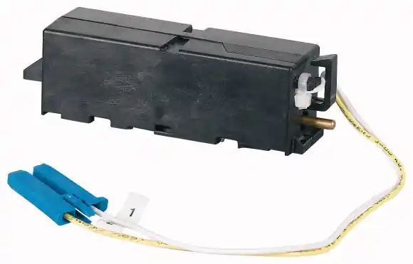 Akce IZMX-ST230AD-1 První vypínací spoušť Un=